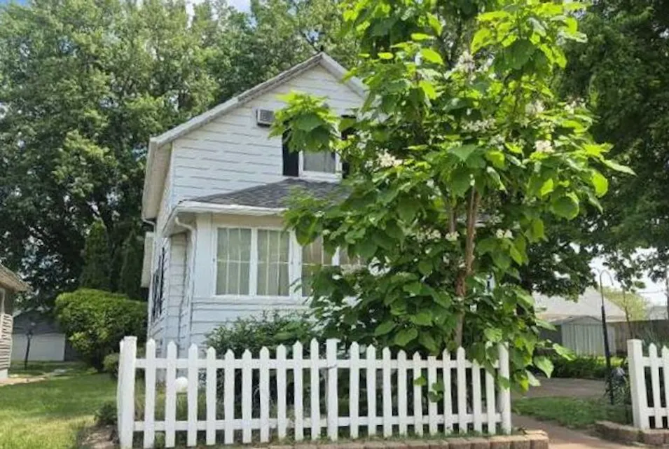 1351 Morton Dr East Moline, IL 61244, Rock Island County