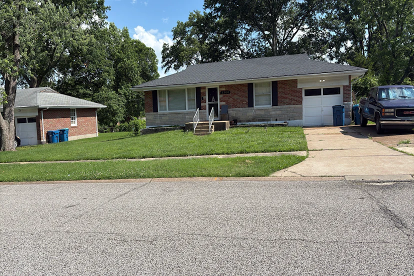 1306 Fargo Dr