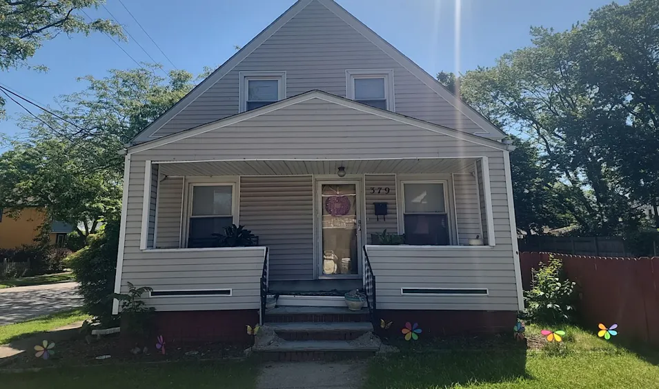 379 East 161st Street Cleveland, OH 44110, Cuyahoga County