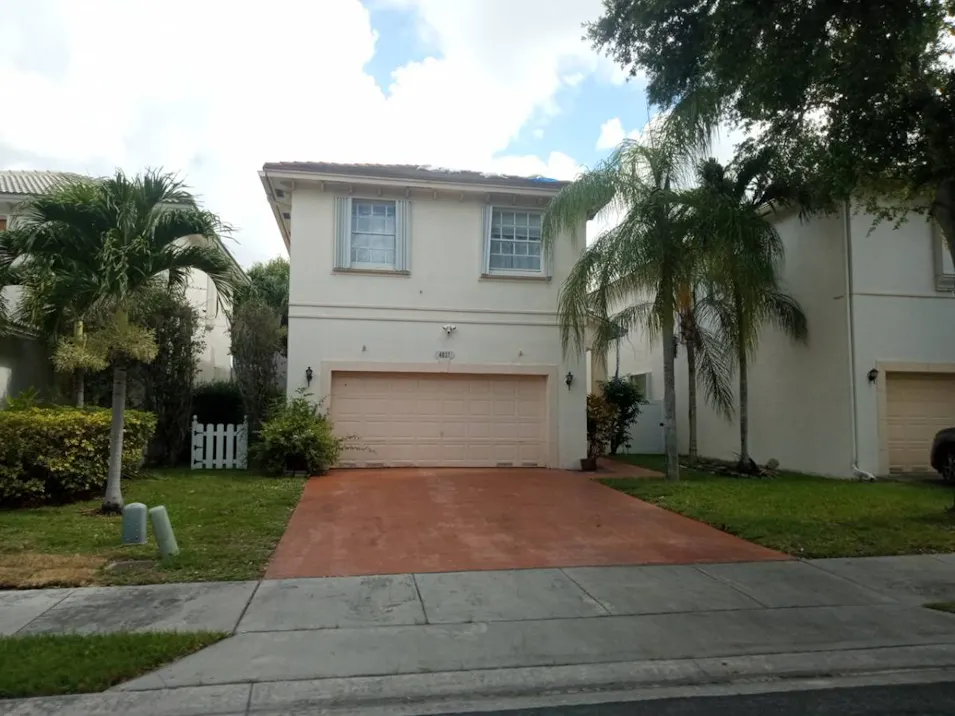 4837 NW 20th Pl Coconut Creek, FL 33063, Broward County