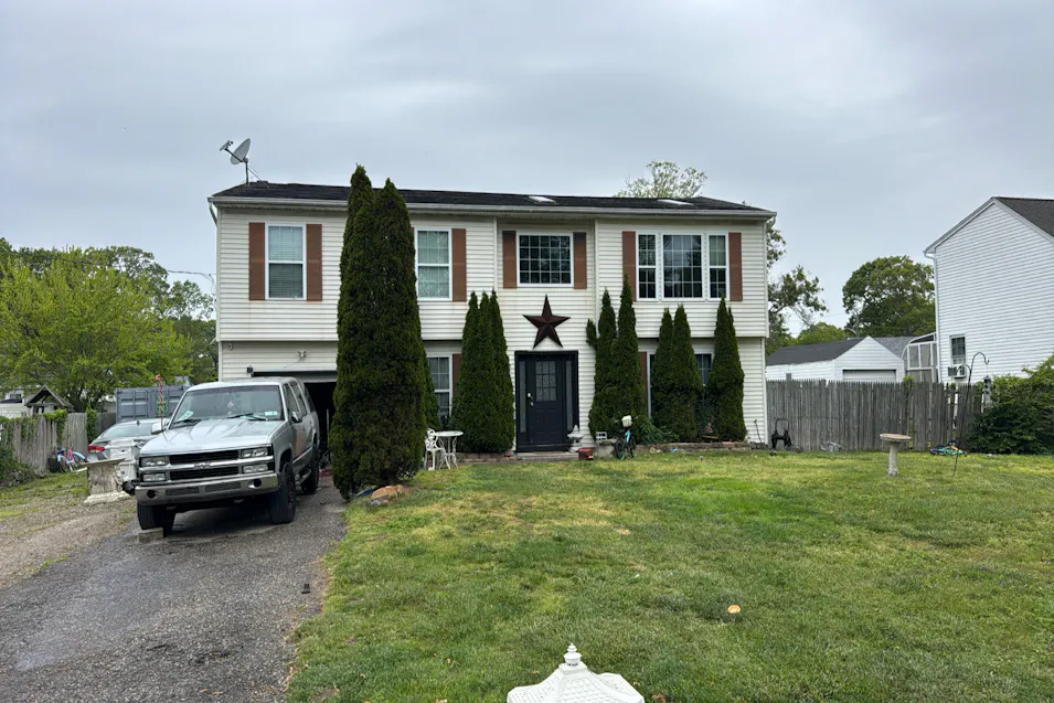 19 Robinson Drive Shirley, NY 11967, Suffolk County