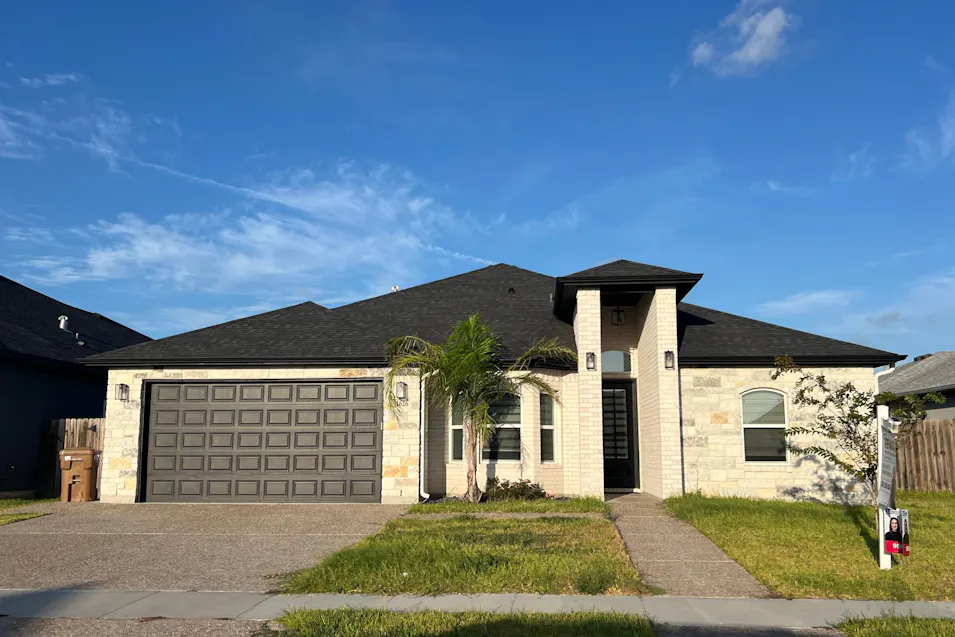 2626 Lannister Lane Corpus Christi, TX 78415, Nueces County