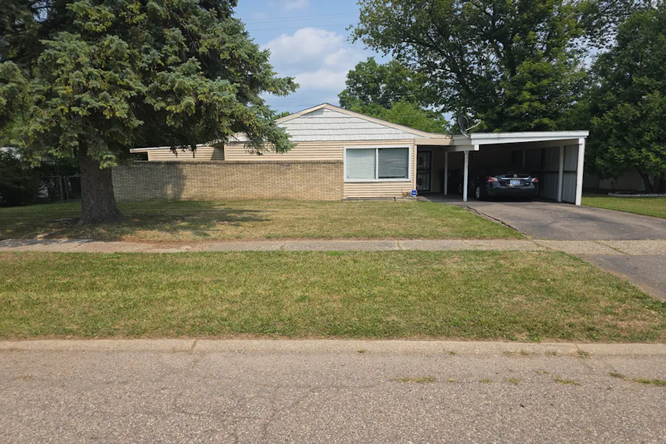 3513 Briarwood Dr Flint, MI 48507, Genesee County