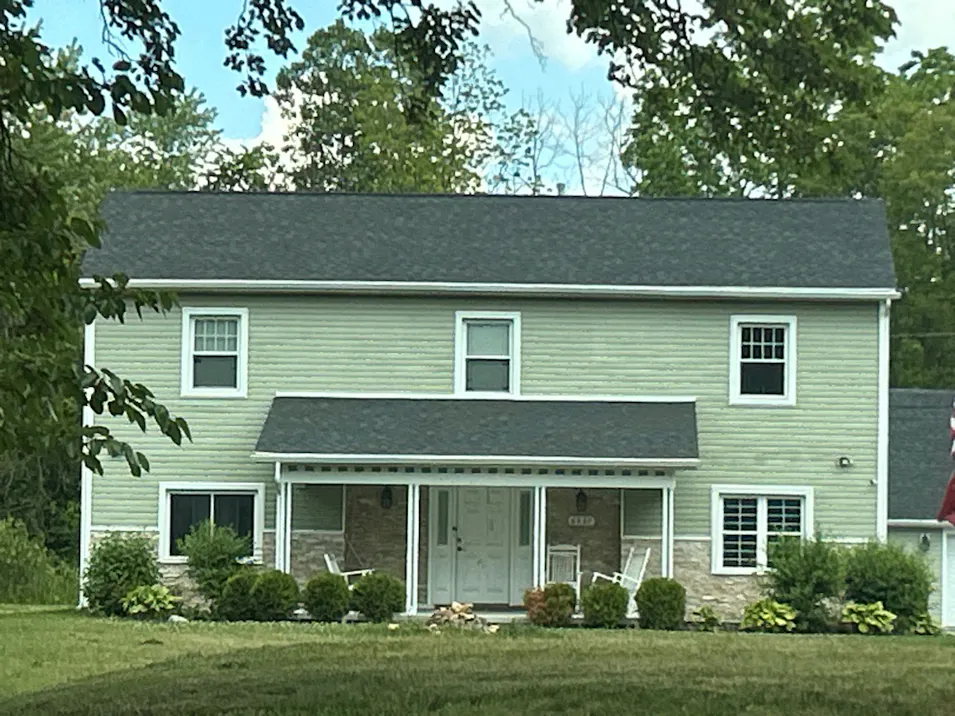 6537 Pardee Rd Taylor, MI 48180, Wayne County