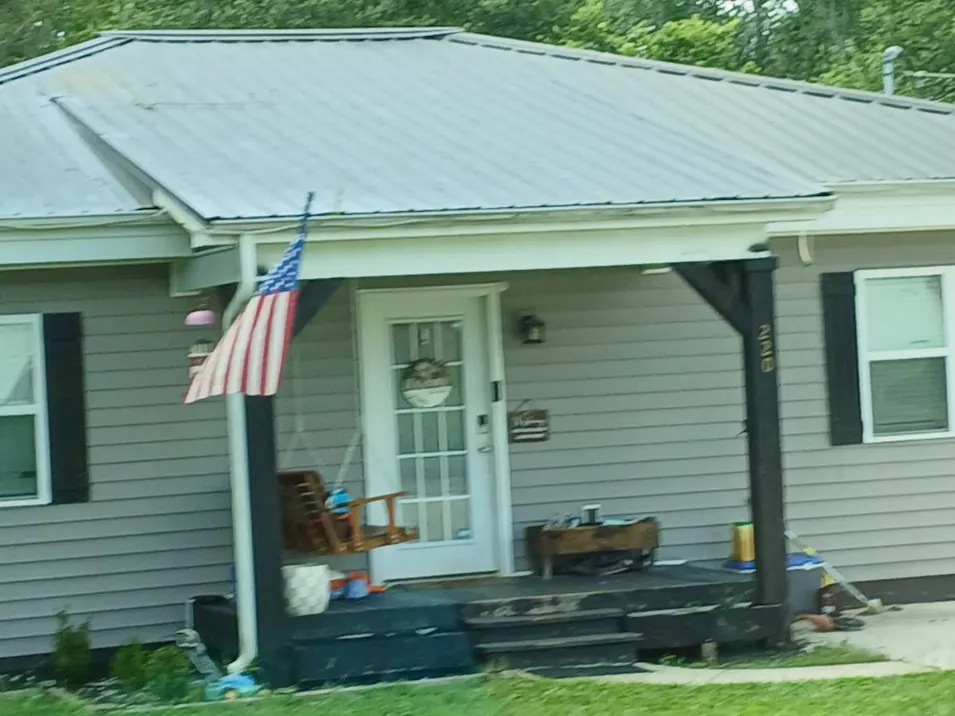 220 Amsterdam Rd Liberty, SC 29657, Pickens County