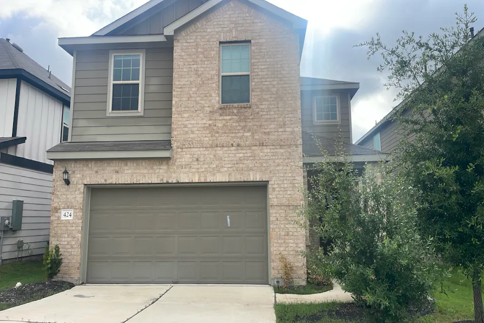 424 Turnbuckle Bend Leander, TX 78641, Williamson County