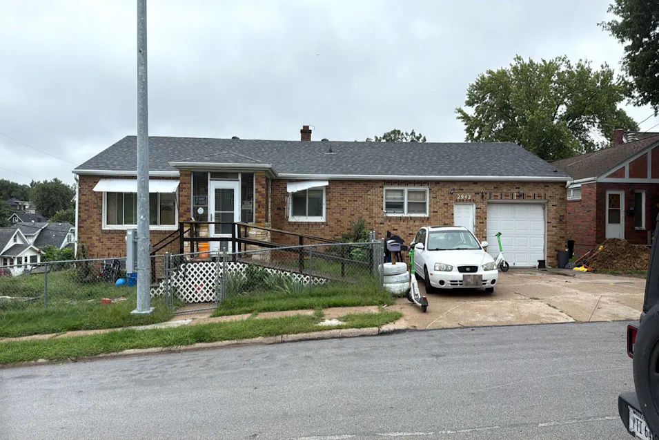 2942 Gold St Omaha, NE 68105, Douglas County