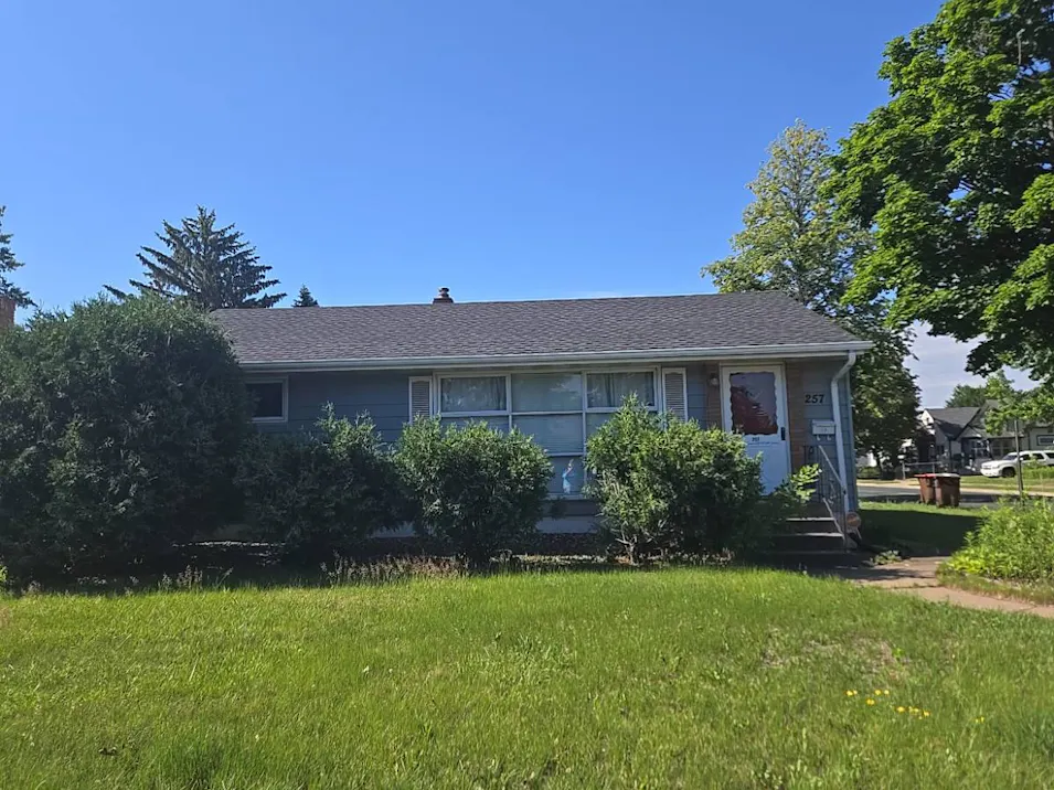 257 Spruce Street W South Saint Paul, MN 55075, Dakota County