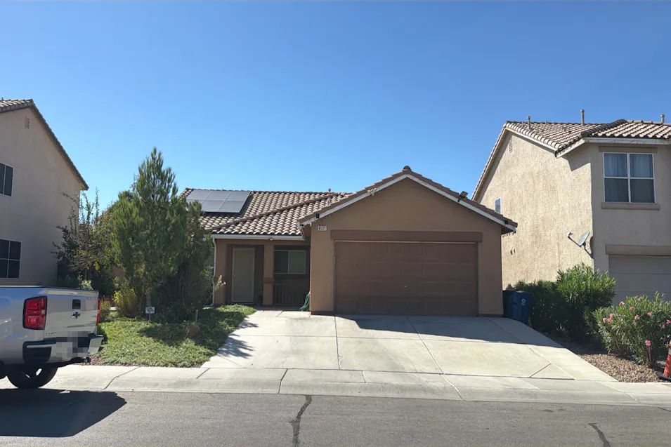 4121 Hollis St North Las Vegas, NV 89032-6156, Clark County