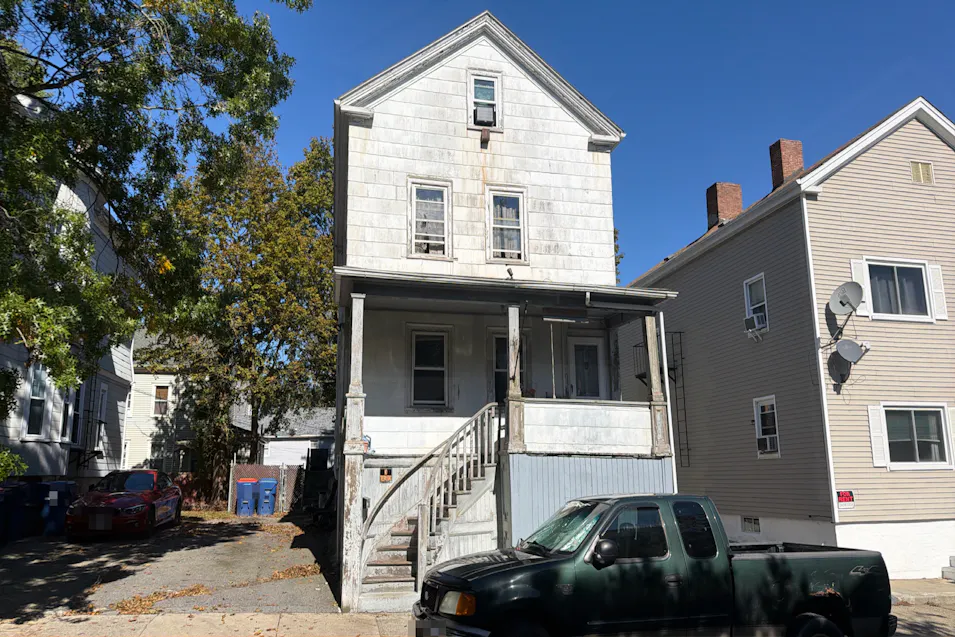 157 Maxfield St New Bedford, MA 02740, Bristol County