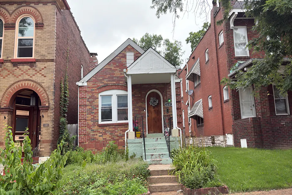 3237 Minnesota Ave Saint Louis, MO 63118, Saint Louis City County