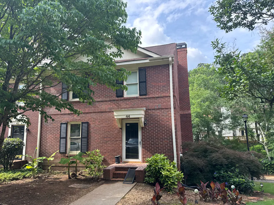 44 Huntington Place Drive Sandy Springs, GA 30350, Fulton County