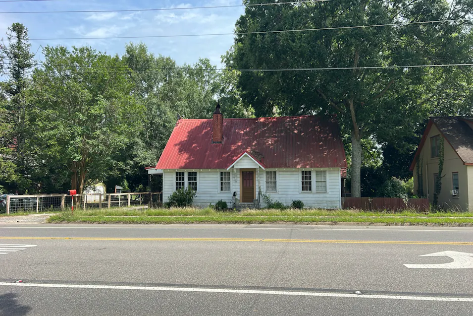 1815 4th Avenue N Clanton, AL 35045, Chilton County