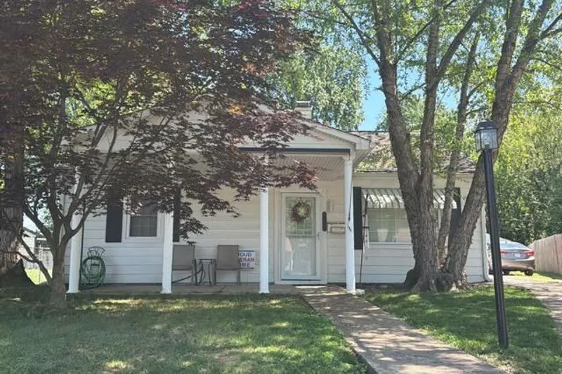 Herbert Ct, Evansville, IN 47714