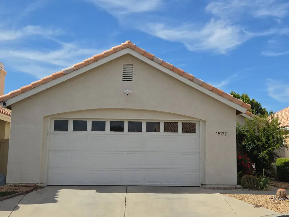 19177 Oak Street Apple Valley, CA 92308, San Bernardino County