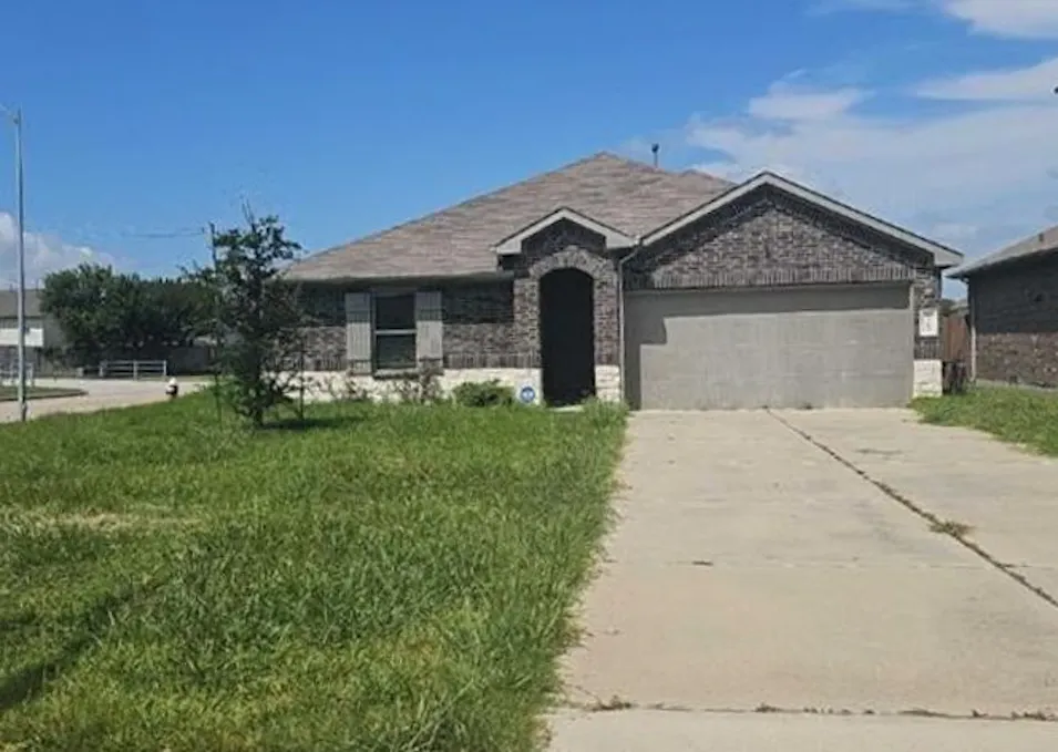 8203 Tamarind Ln Baytown, TX 77521, Harris County