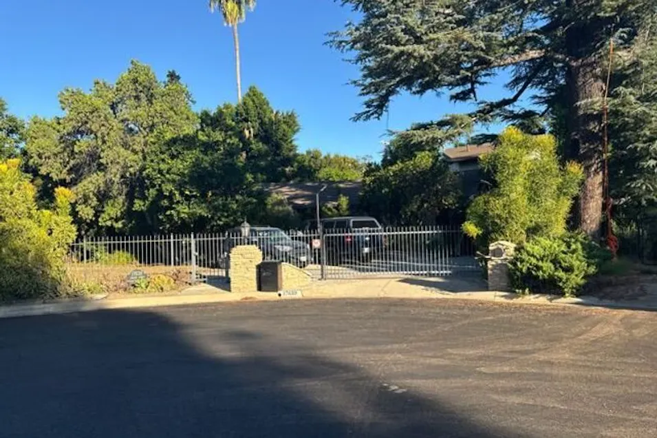 17639 Osborne St Northridge, CA 91325, Los Angeles County