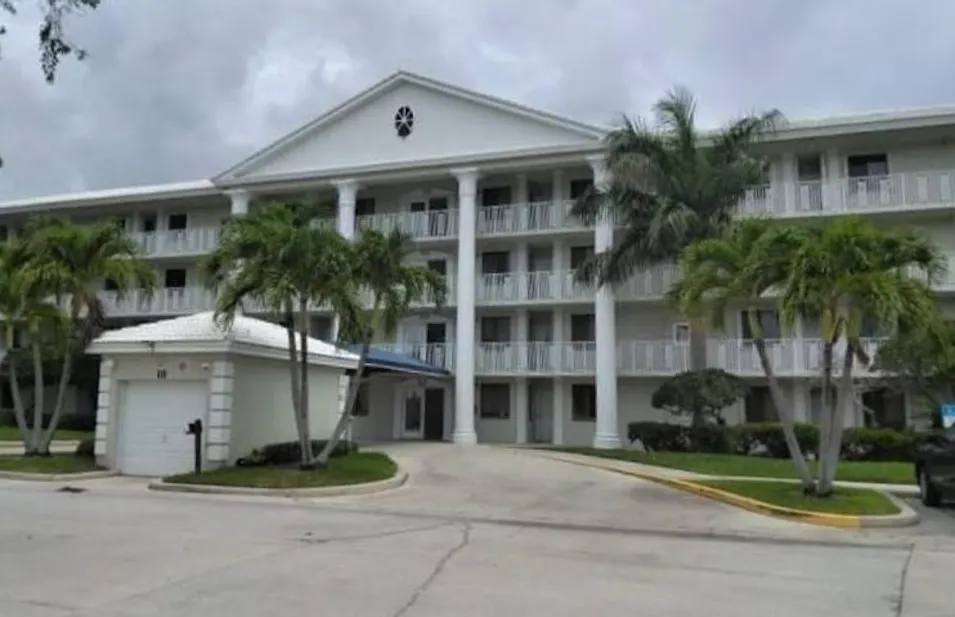 2441 Village Blvd  Unit 102 West Palm Beach, FL 33409, Palm Beach County