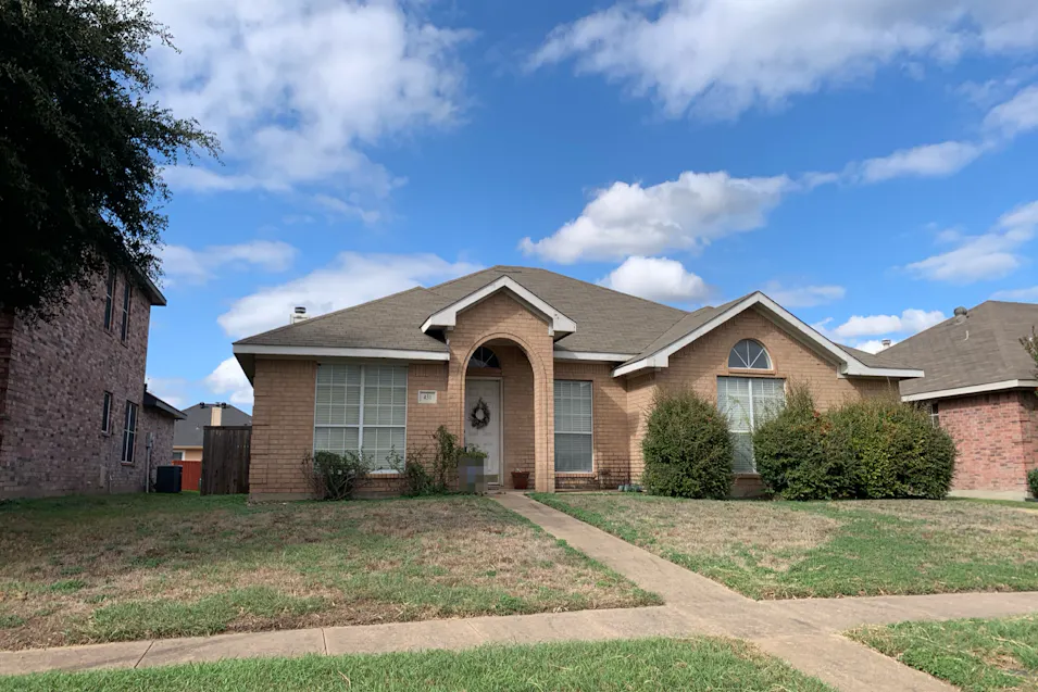 431 Round Rock Rd Cedar Hill, TX 75104, Dallas County