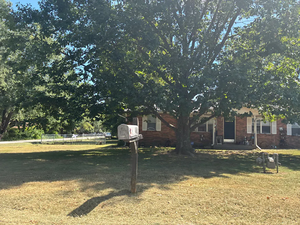 657 Curtis St. Lincoln, AR 72744, Washington County