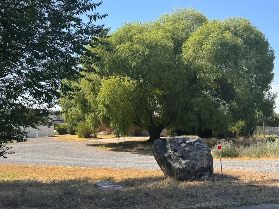 2220 S Highway 89 Perry, UT 84302, Box Elder County