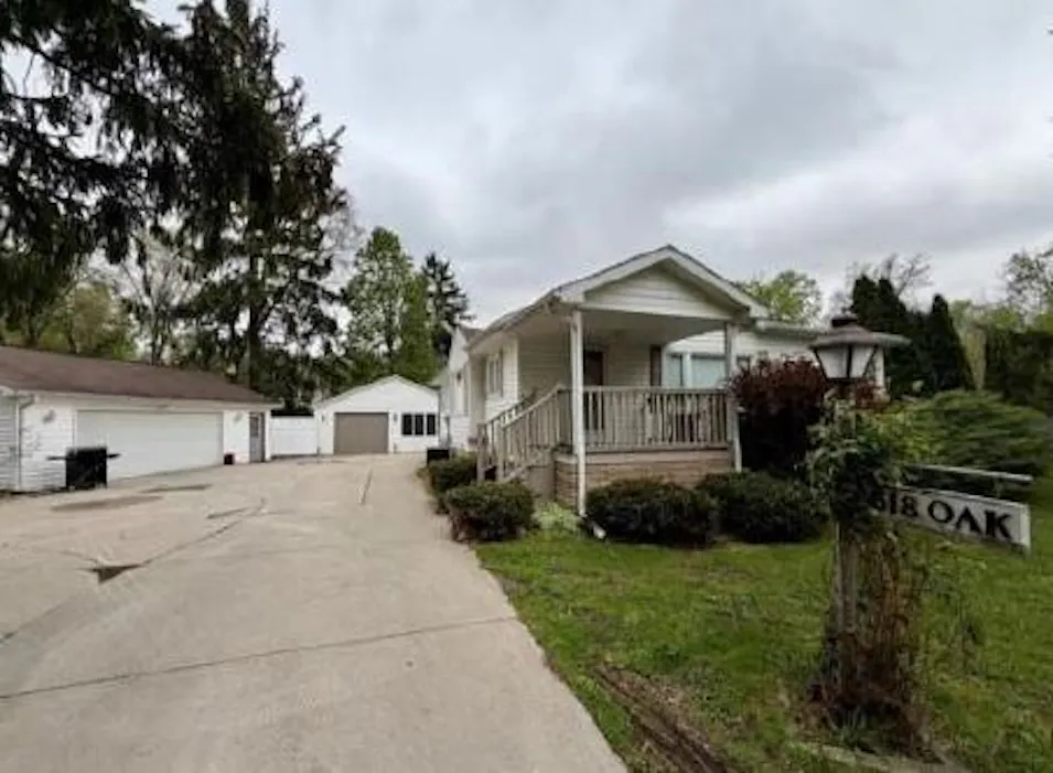 518 Oak St Mount Morris, MI 48458, Genesee County
