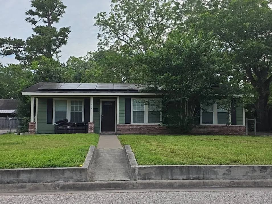 504 East Convent Street Victoria, TX 77901, Victoria County
