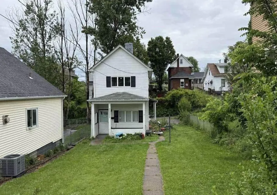 1435 Walnut Ave Monessen, PA 15062, Westmoreland County