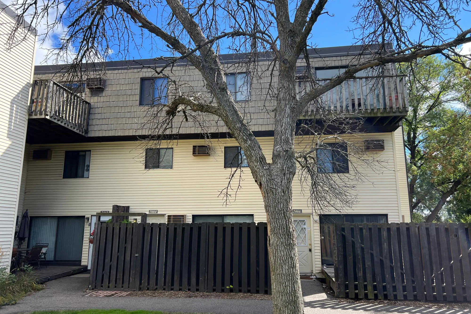 72nd Ln, Minneapolis, MN 55428