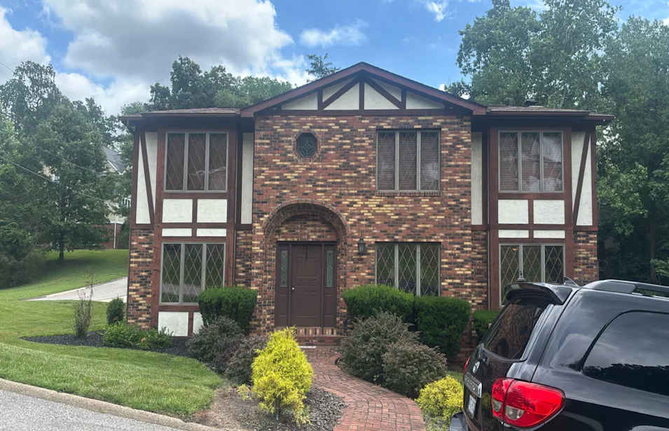 2 Ashlawn Drive Charleston, WV 25303, Kanawha County