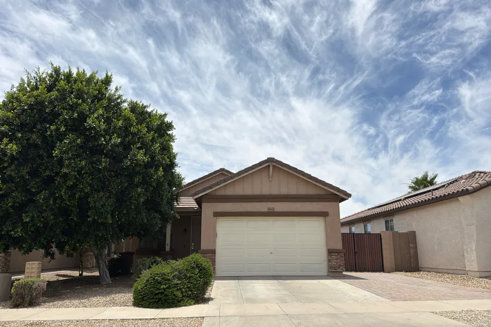 15609 W Laurel Ln Surprise, AZ 85379, Maricopa County