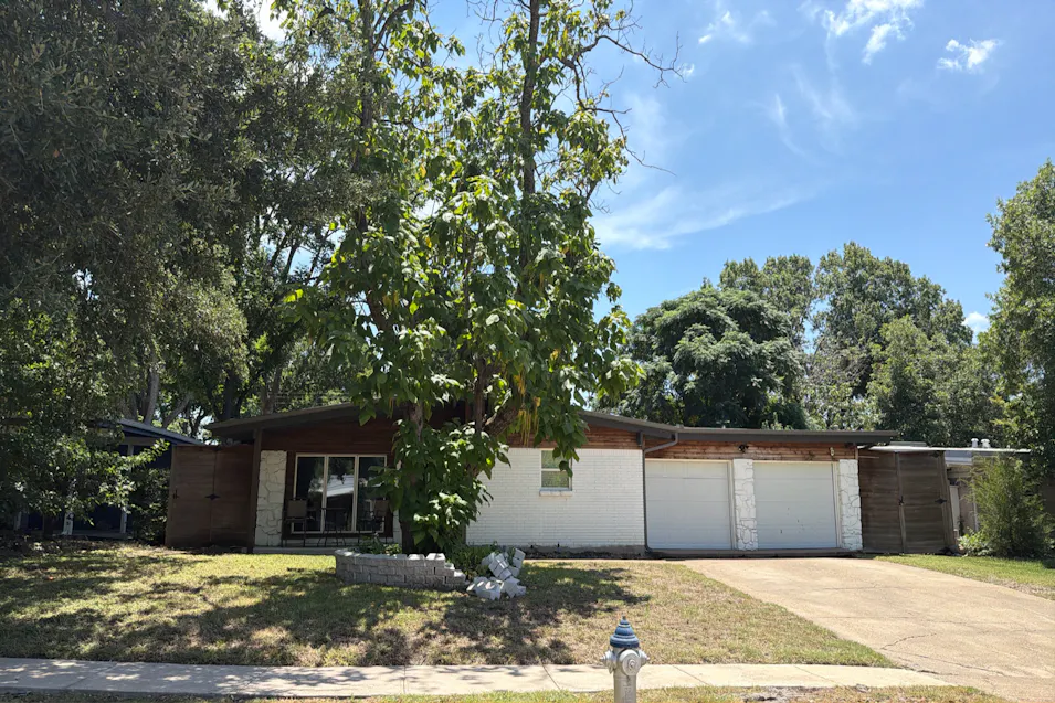 13414 Flagstone Lane Dallas, TX 75240, Dallas County