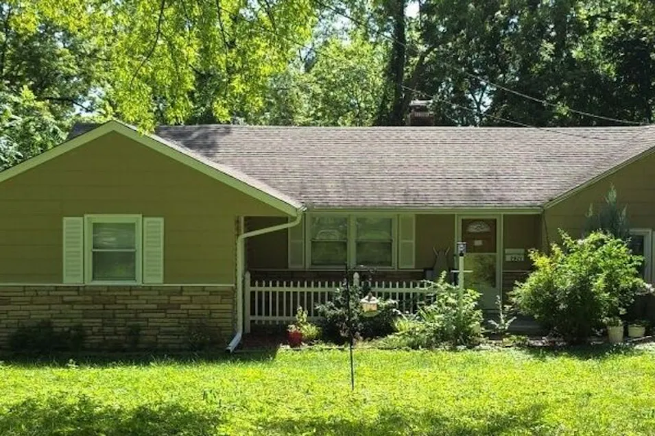 2921 S Vermont Ave Independence, MO 64052, Jackson County