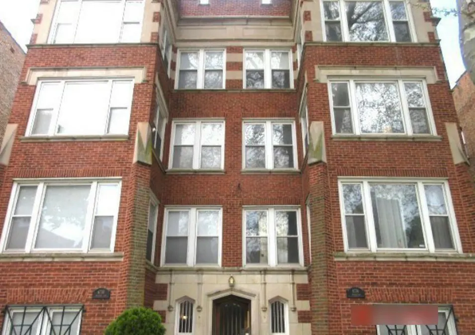 6738 S Crandon Ave 1 Chicago, IL 60649, Cook County