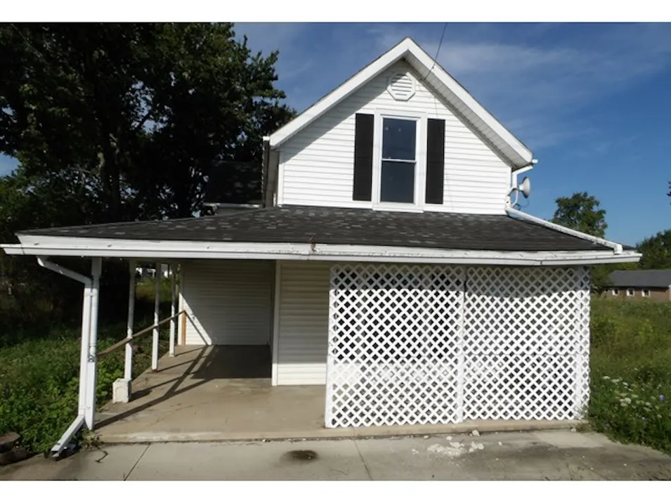 9585 Santa Fe-Line Rd Wapakoneta, OH 45895, Auglaize County