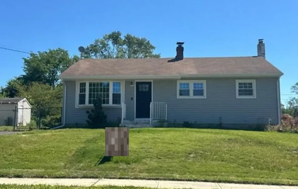 3 Lake Dr Howell, NJ 07731, Monmouth County