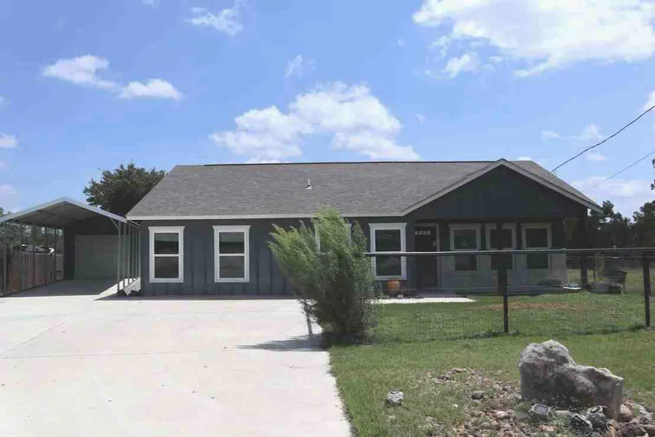 525 Cimarron Spring Branch, TX 78070, Comal County
