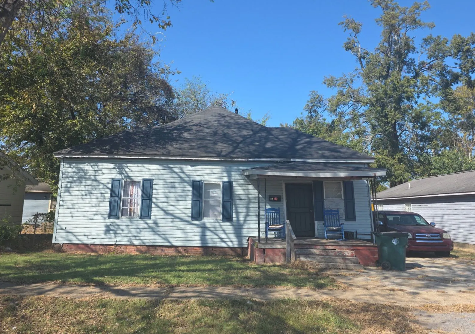 Montjoy St, Greenwood, MS 38930