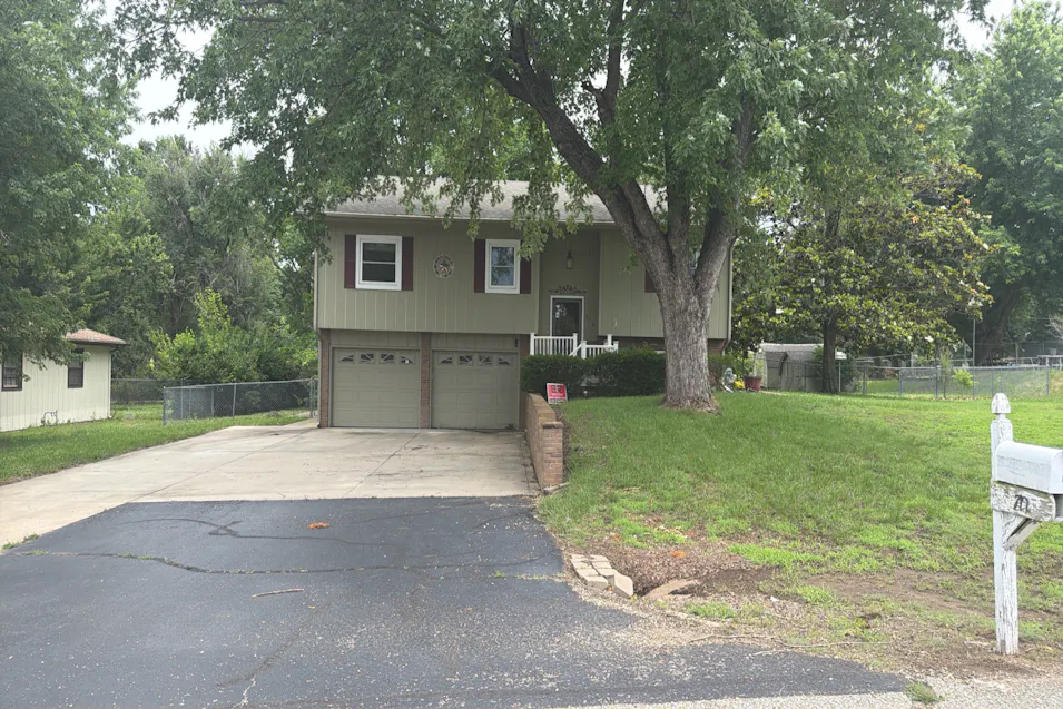 712s Boyer Rd Arkansas City, KS 67005, Cowley County