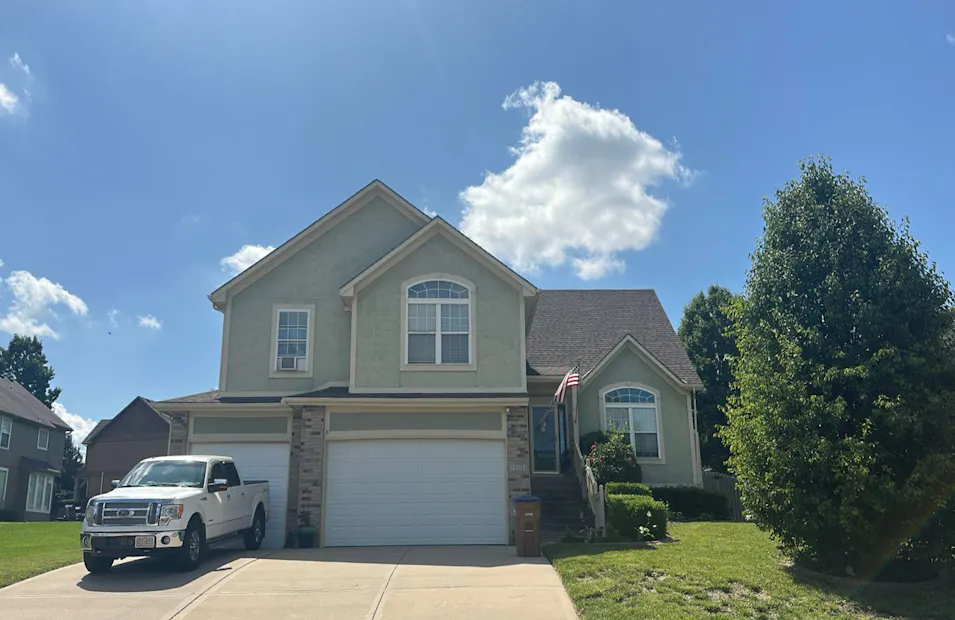 1503 Haystack Road Raymore, MO 64083, Cass County