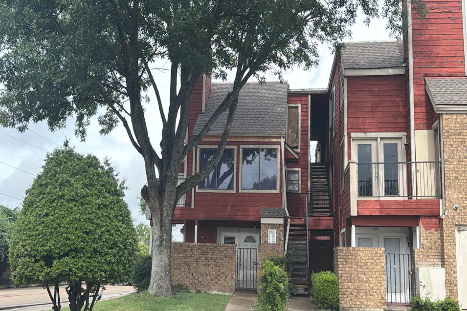 9821 Walnut St 205 Dallas, TX 75243, Dallas County