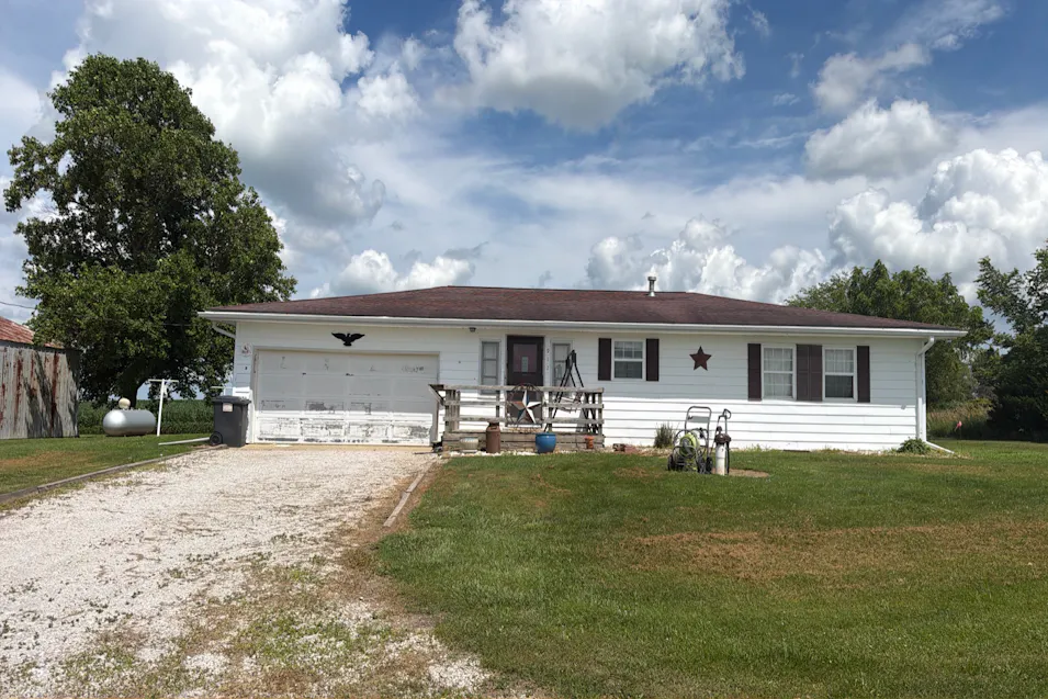 912 County Road 1800 E Philo, IL 61864, Champaign County