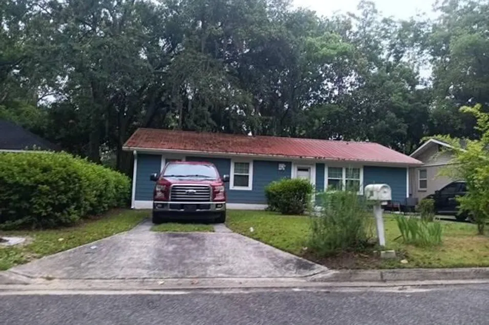 35 Wesley St Savannah, GA 31406-5893, Chatham County