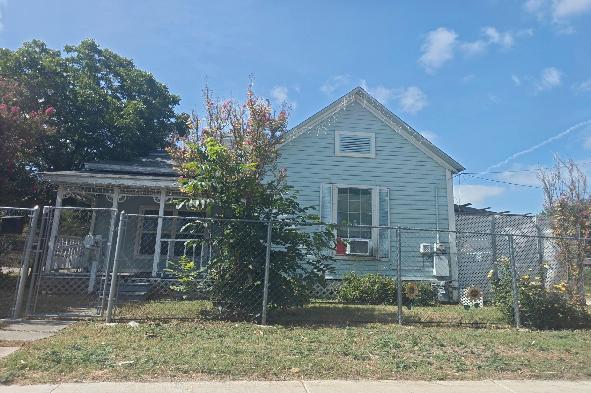 Houston St, San Antonio, TX 78207