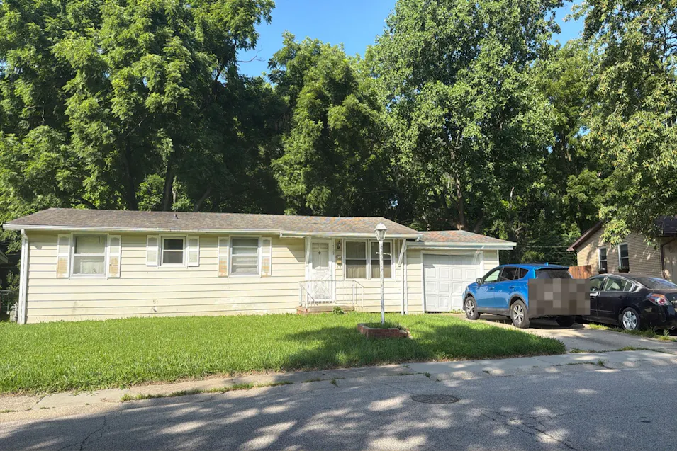 1732 W Jackson St. Springfield, IL 62704, Sangamon County