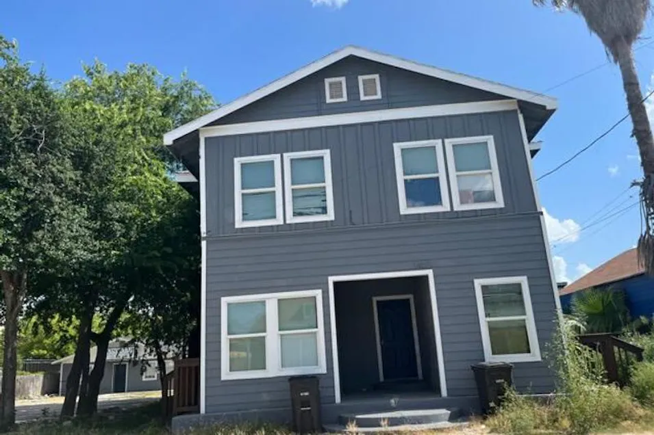 2422 W Commerce St San Antonio, TX 78207, Bexar County