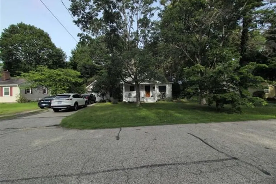 728 Aster Ave Holland, MI 49423, Ottawa County