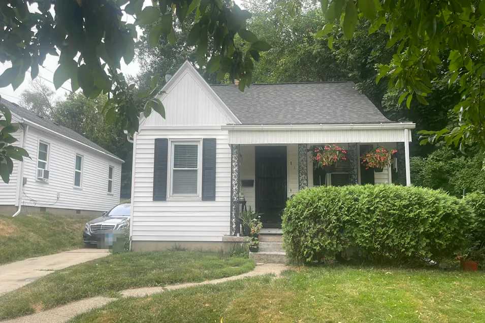 917 Nipp Ave Lansing, MI 48915, Ingham County