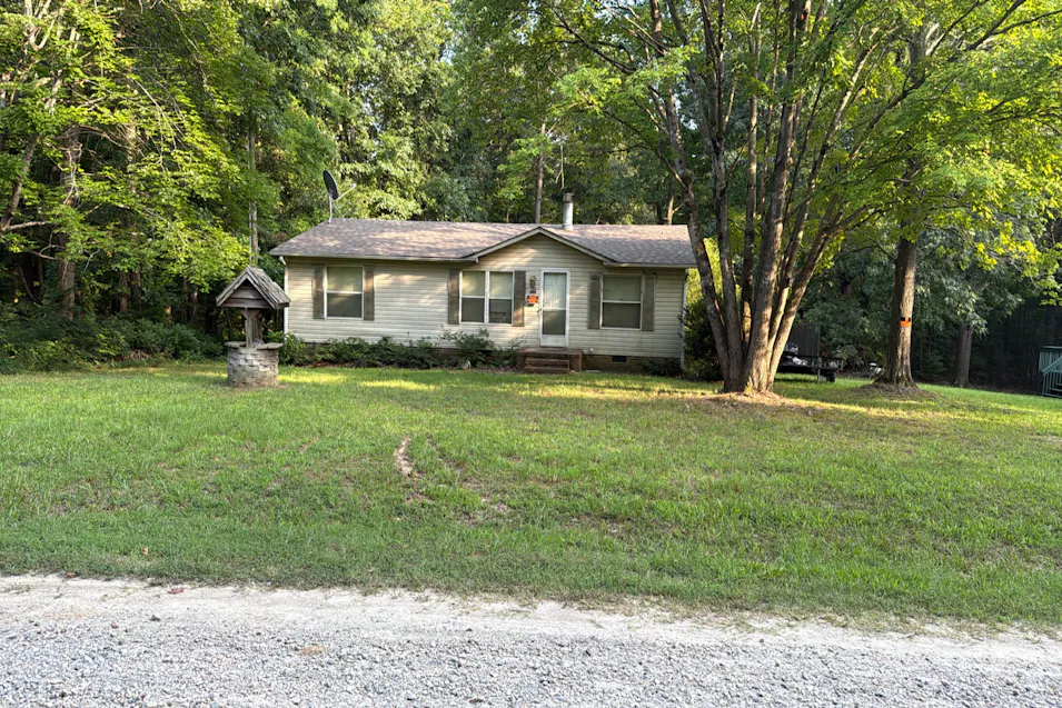 460 Holly Hill Dr Buffalo Junction, VA 24529, Mecklenburg County