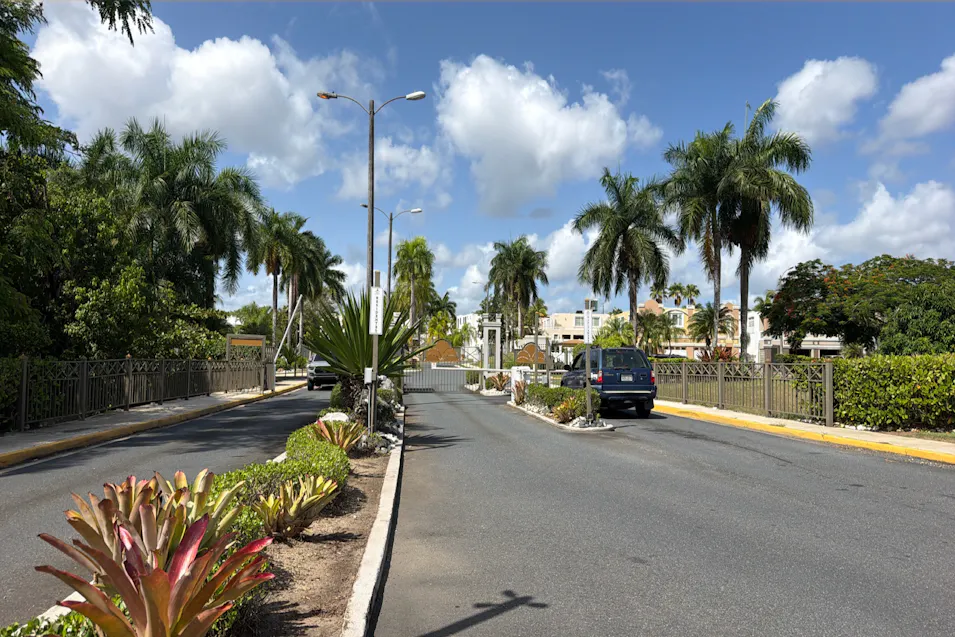 1049 Egipto St Plz La Fue Toa Alta, PR 00953, Toa Alta County